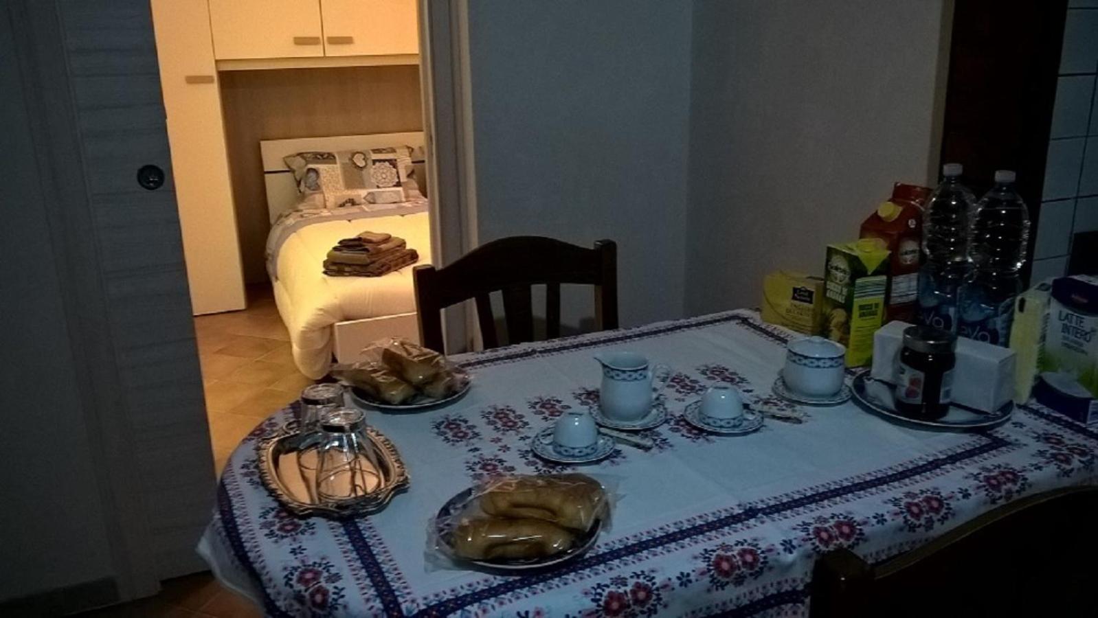 Manzoni House Apartment Lecce Bagian luar foto