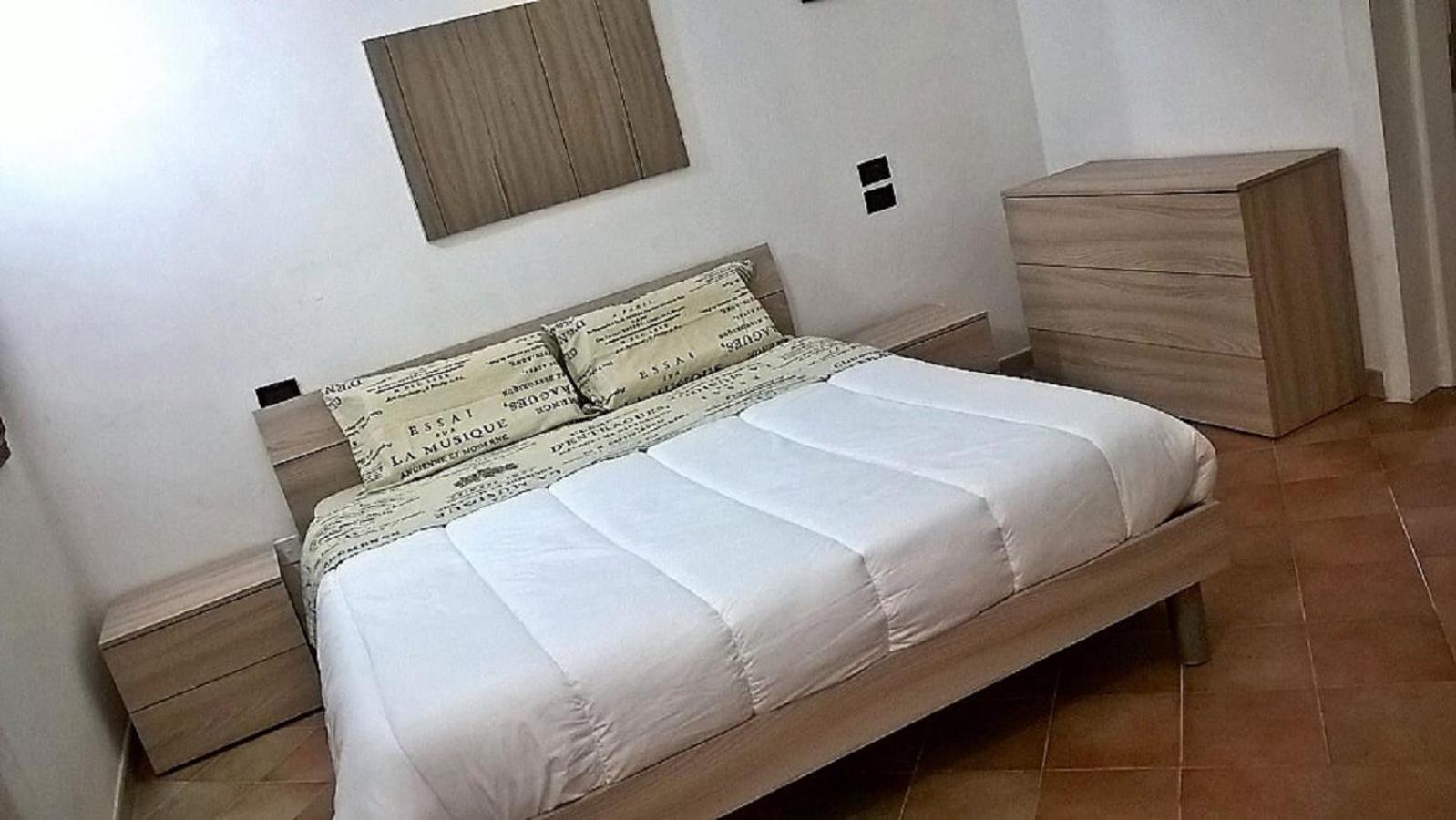 Manzoni House Apartment Lecce Bagian luar foto